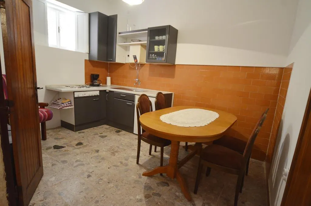 Holiday Home Svalba Rovinj Kroatië